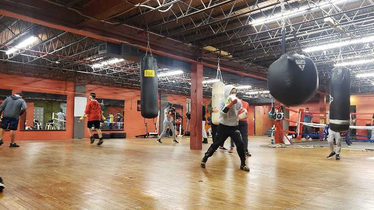 Los Gallos Bravos Boxing Club gym photo